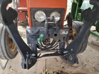 zetor 6911 prednja hidraulika.jpg